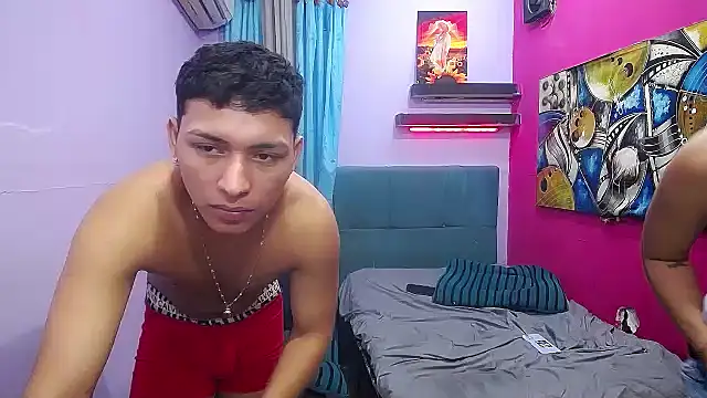 twinks_fuck webcam