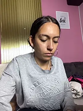 DulceLatinaxo webcam