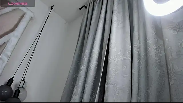 xhinata_hyugax webcam