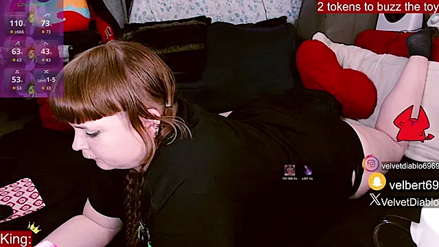 VelvetDiablo webcam