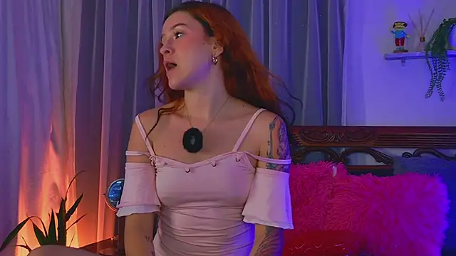 Ginger-Foxy webcam