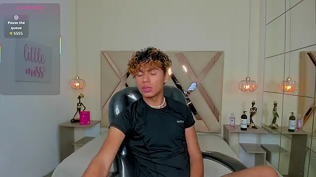 Anyelo_Twink webcam