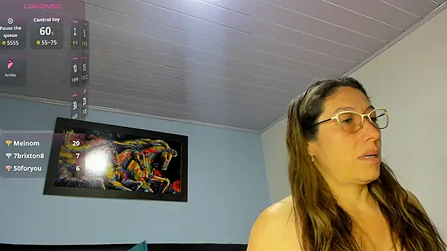 kaylaMinov_ webcam