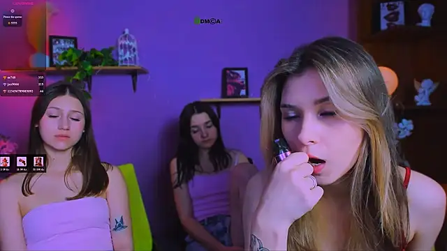 arianaa_cat webcam