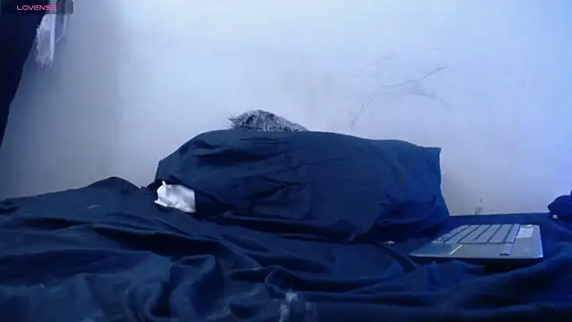 Naomy_Reiden webcam