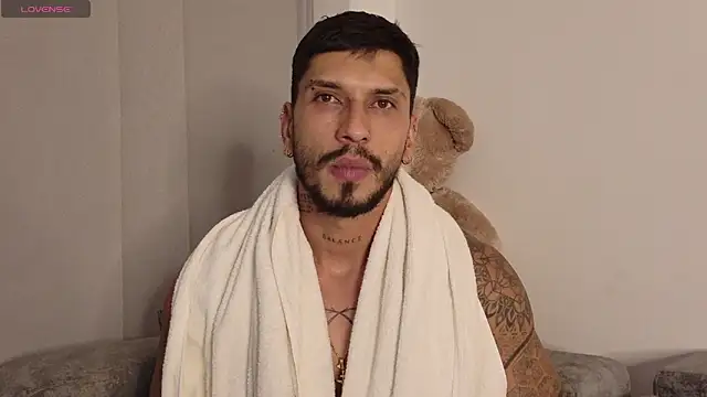 Seth_Vega_ webcam