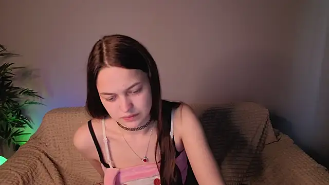 parrot_kisha webcam