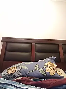 Lili_Valkova webcam