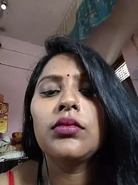 Jasmine_Januja webcam