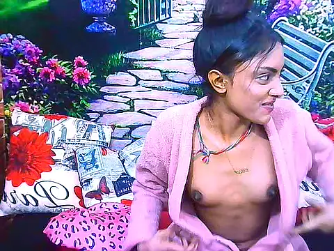 IndianPretty14u2Luv webcam