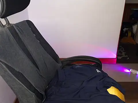 Hot_Muscle69 webcam
