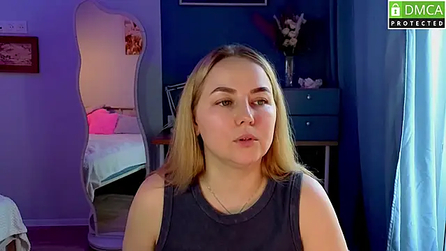 Mira_Mermayd webcam