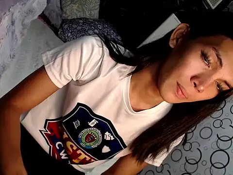 gorgeous_carmee - GORGEOUS_CARMEE's free webcam - UK Sex Cams