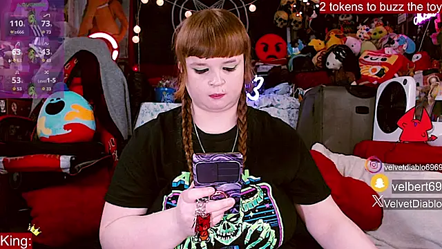 VelvetDiablo live cam
