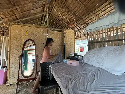 Juliet_official_pro webcam