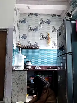 pinkisaha75 webcam