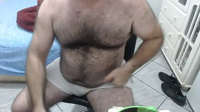 MysterBearMG live cam