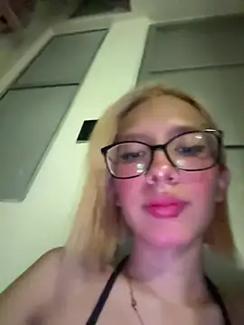 SweetBunnyGF live cam