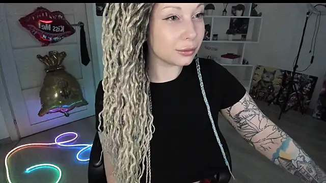 HoneySallyMoore webcam
