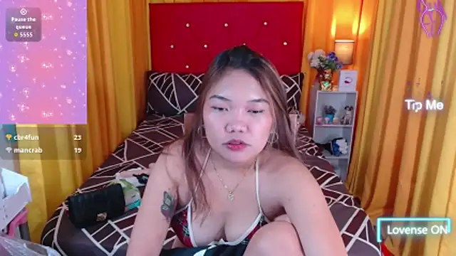 XxSexyPinay4uxX webcam