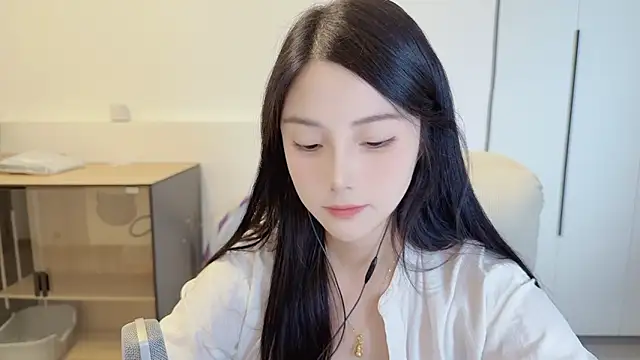 holo_love - Holo_love's free webcam - UK Sex Cams