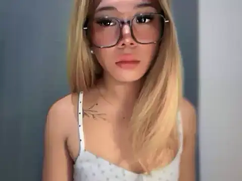mollyfucker webcam