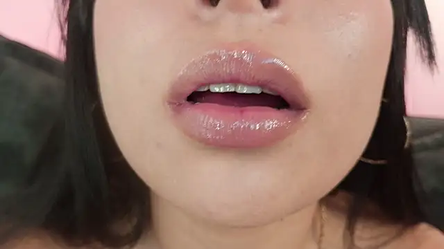 mia_roux1 webcam