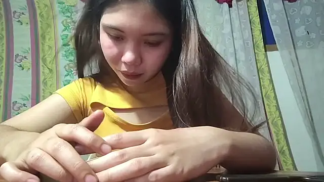 RegenaKhanponaphan cockrating and facesitting tease