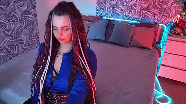 Miss_Maya_Mils webcam