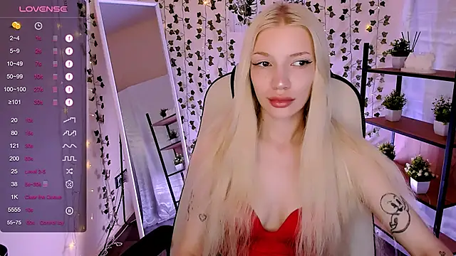 AnyaTaylor_ webcam