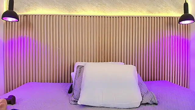 big_tits_in_your_face live sex cam
