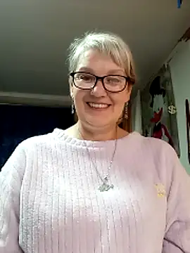 irinamaux live cam