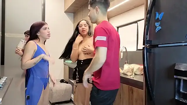 Hall_sextape webcam