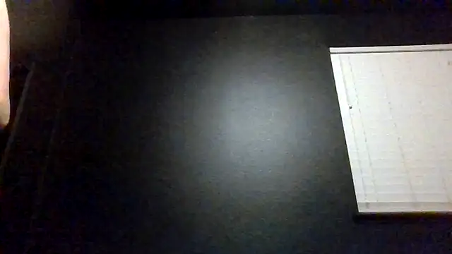 Tallhungcloudyyy webcam