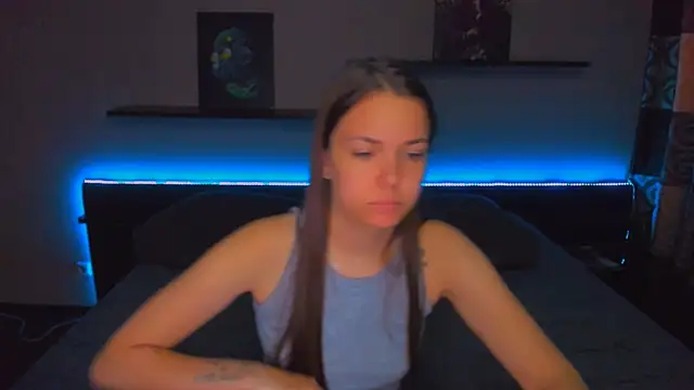 AlexaBarkley webcam