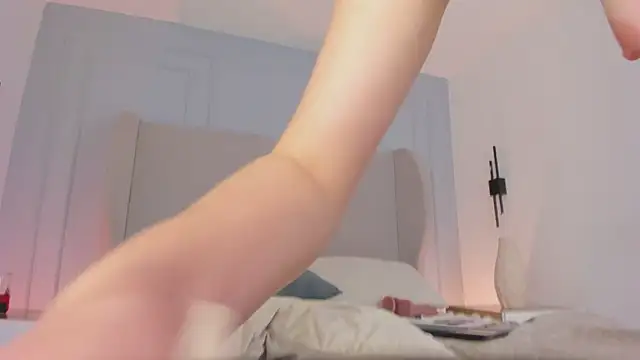 chloe_d webcam