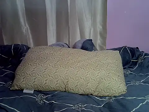1ThirstyKitty webcam