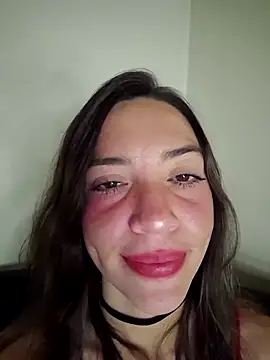 loveuu-bae webcam