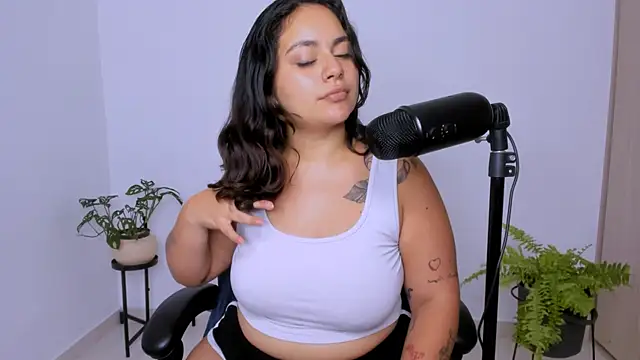 susy_angel webcam