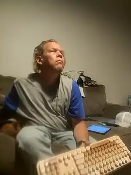 yourMasterisBored webcam