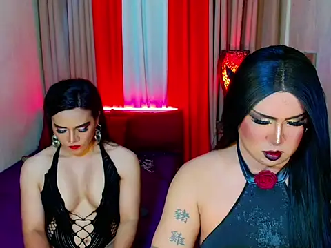 Incredible_Shemale webcam