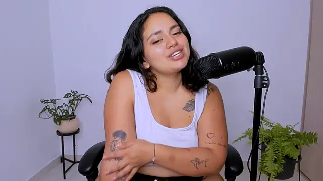 susy_angel webcam