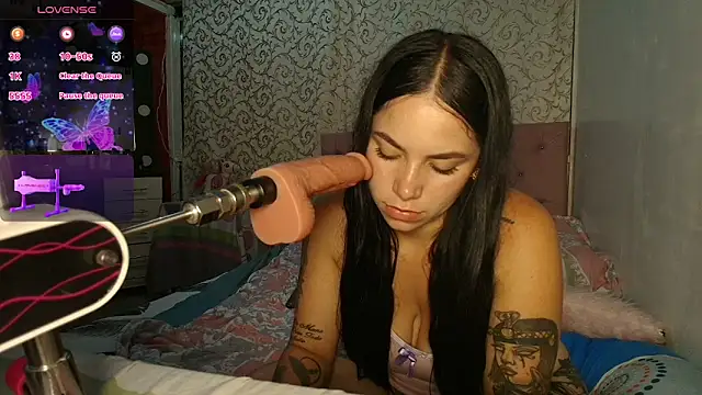 Lali_HOtt webcam