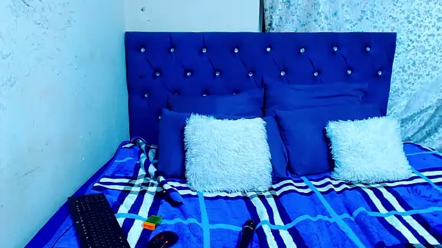 CuteBubbles13th webcam