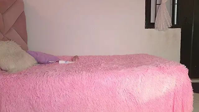 eva_sin18 live sex cam