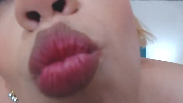 LeahMillerr webcam