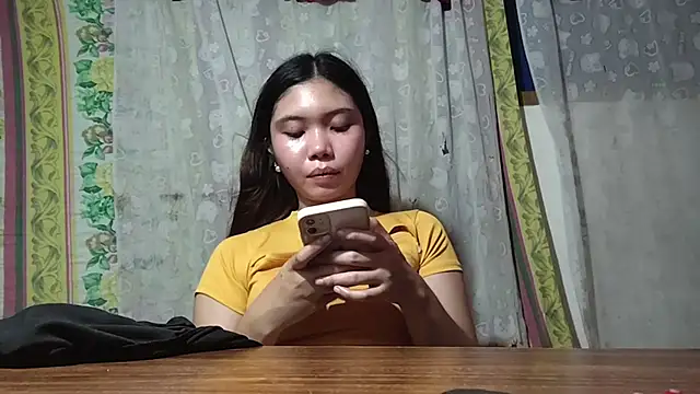 RegenaKhanponaphan webcam