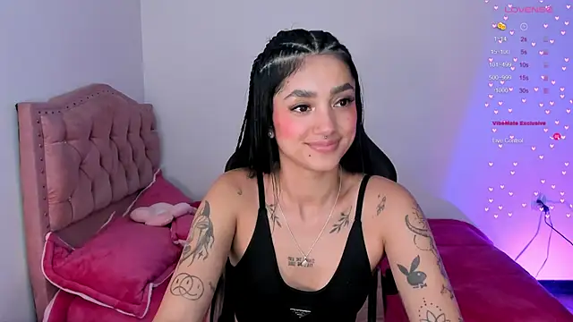 Lizzie_corner_v webcam