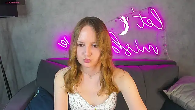 Emmaa_Kimm webcam