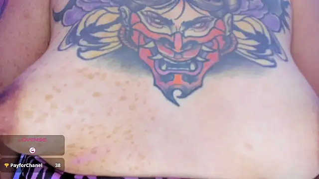 LucyStrike_ webcam